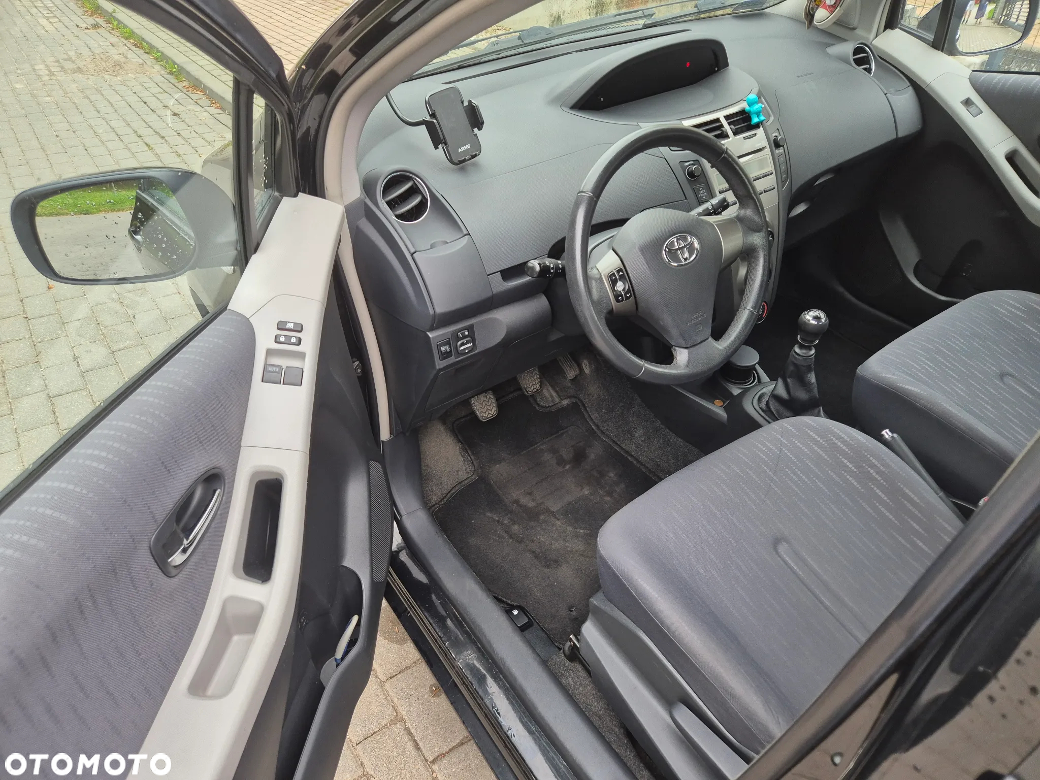 Toyota Yaris 1.33 VVT-i Life - 8