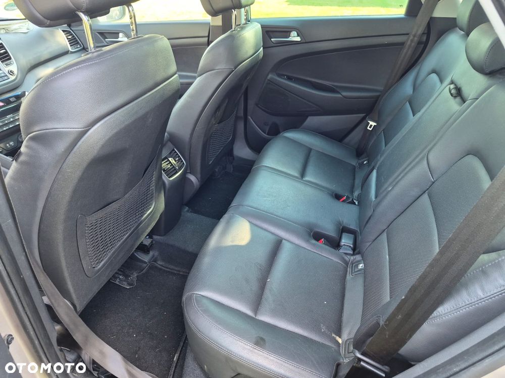 Hyundai Tucson - 8