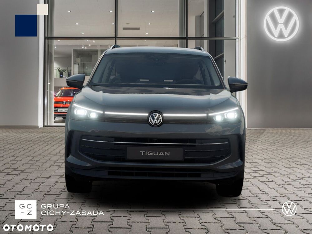 Volkswagen Tiguan - 9