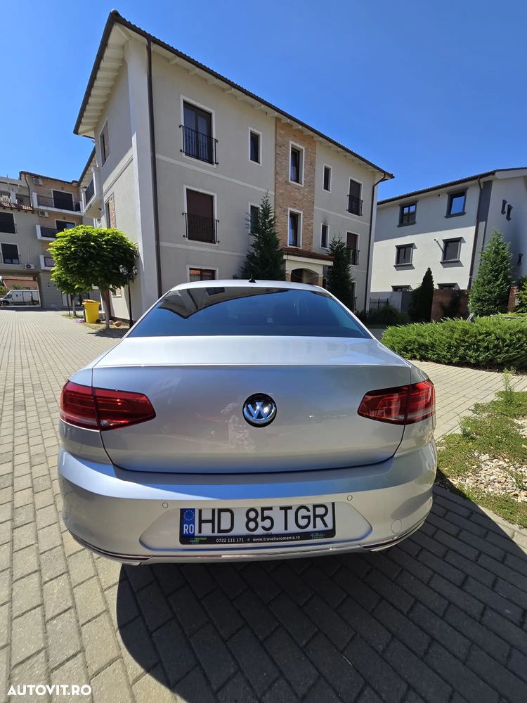 Volkswagen Passat - 5