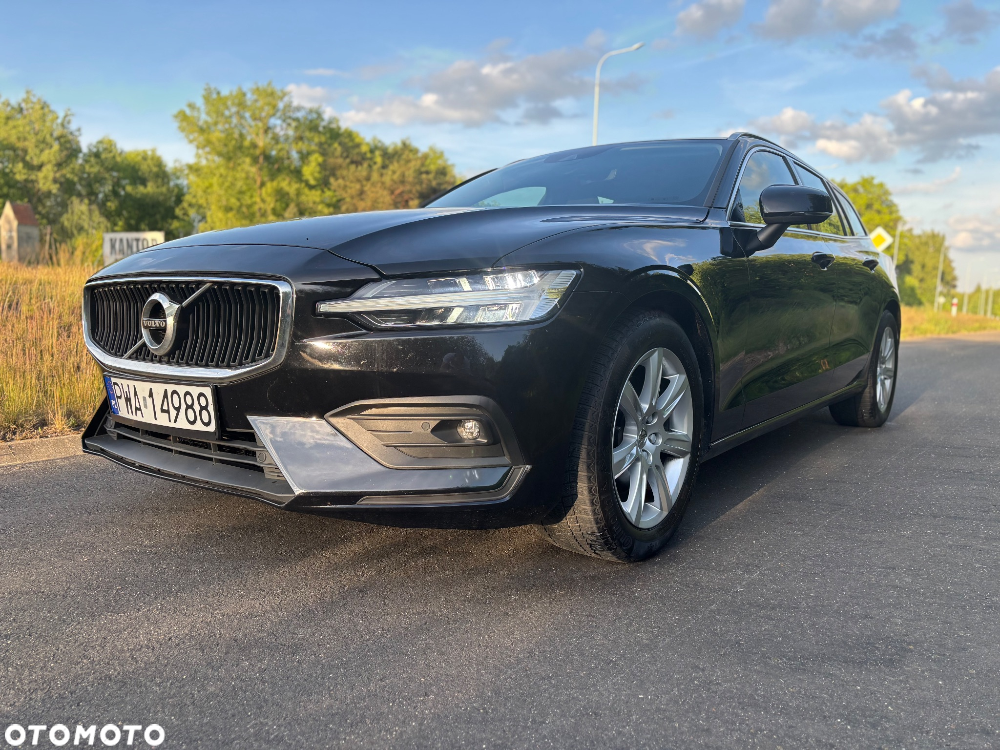 Volvo V60 B3 B Momentum Pro - 2