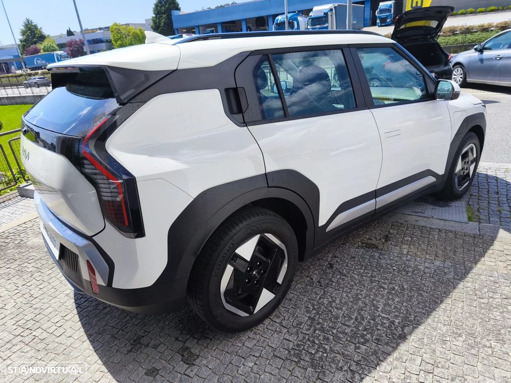 Kia EV3 - 2