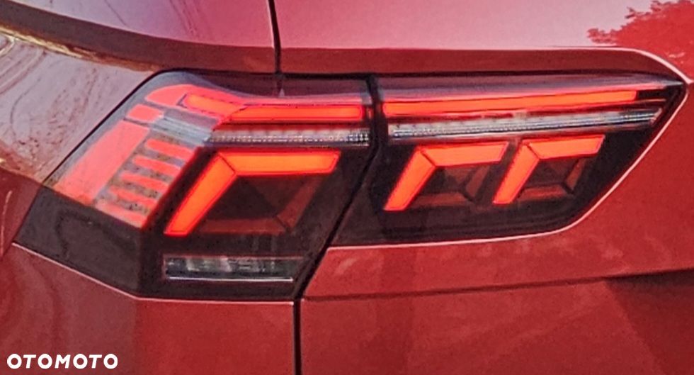 Volkswagen Tiguan 2.0 TSI 4Mot Elegance DSG - 10