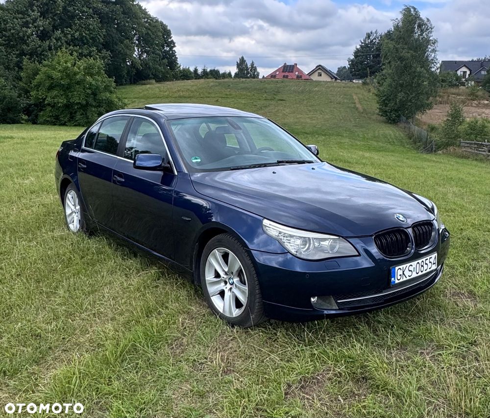 BMW Seria 5 525i - 4