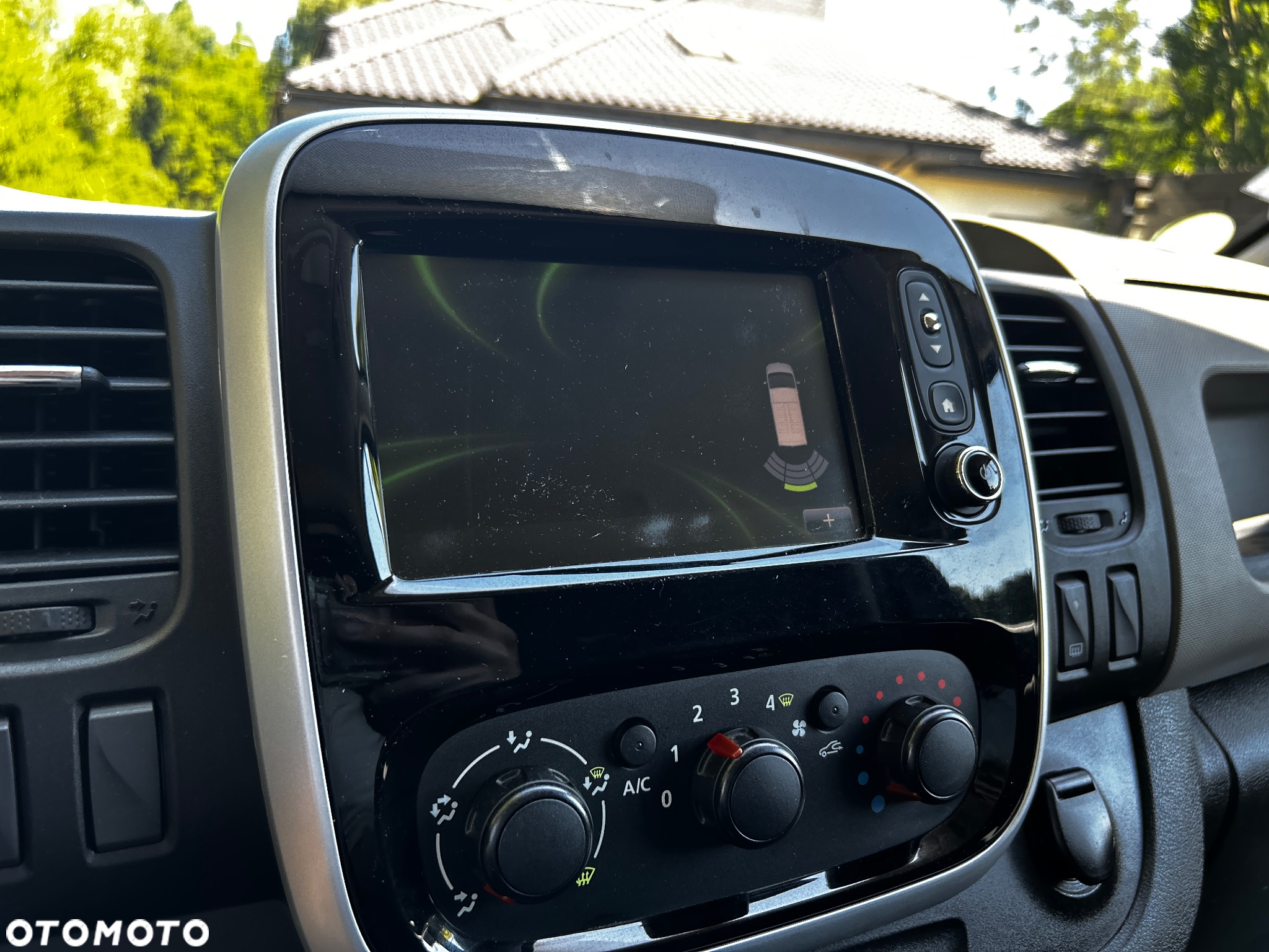 Renault Trafic - 15