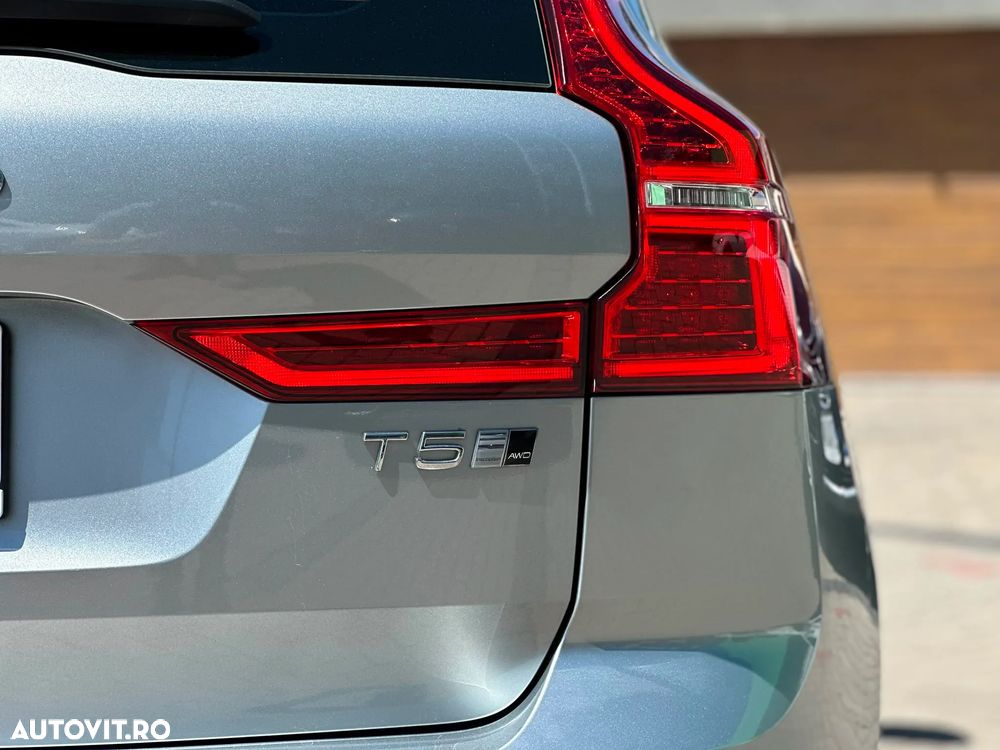 Volvo XC 60 T5 AWD Geartronic Inscription - 17