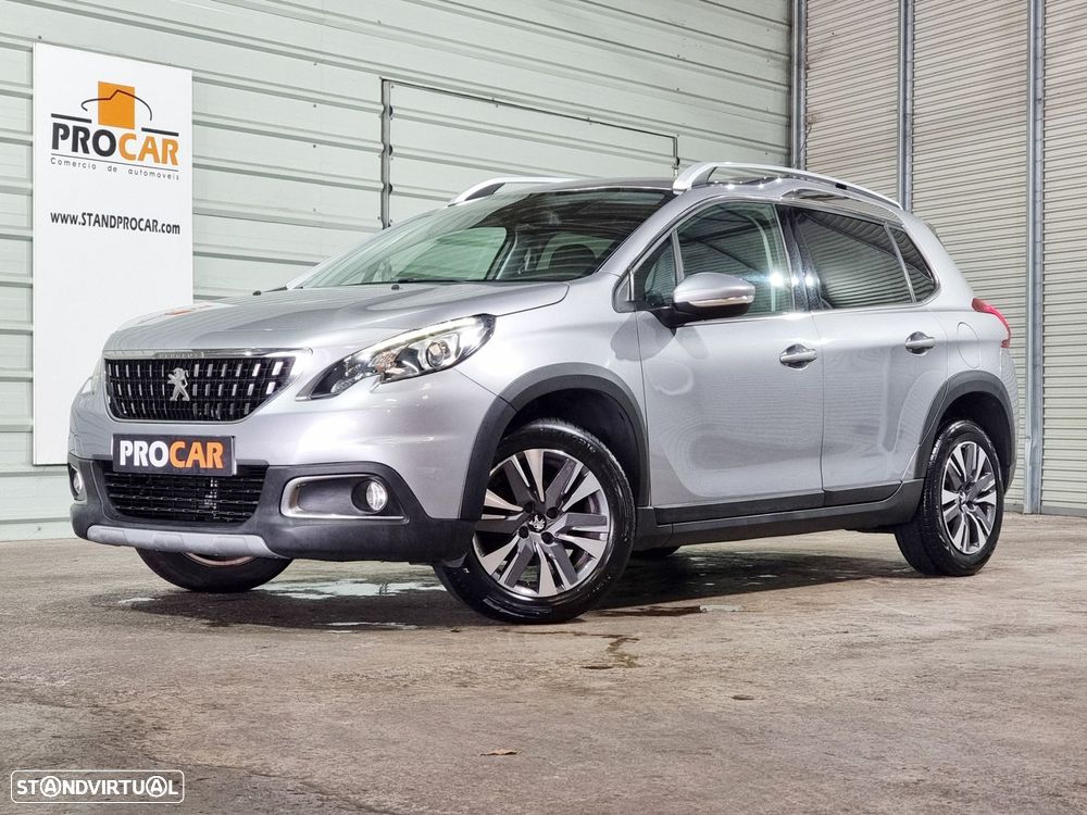 Peugeot 2008 1.2 PureTech Allure - 1