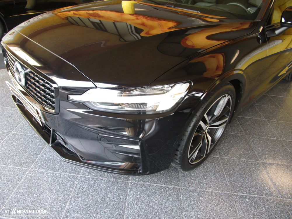 Volvo V60 2.0 D4 R-Design Geartronic - 13