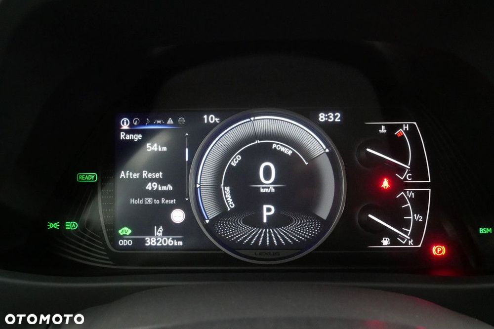 Lexus UX - 9