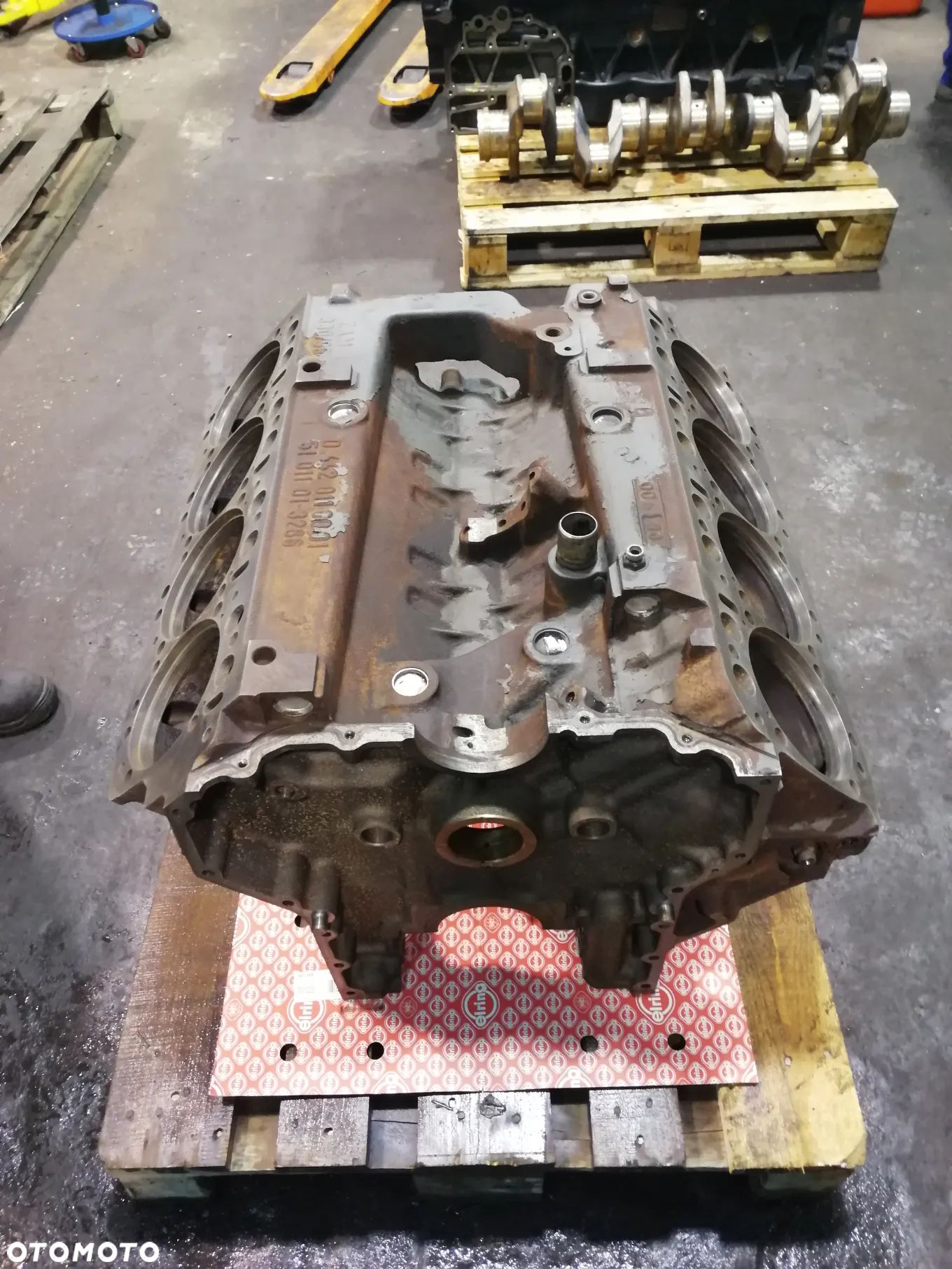 Blok silnika do Mercedes-Benz SK, Setra OM442LA V8 - 1