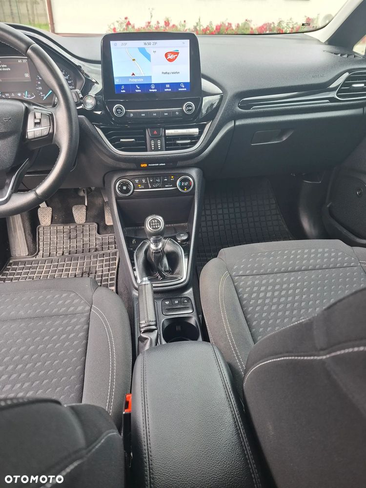Ford Fiesta 1.0 EcoBoost mHEV Titanium - 9