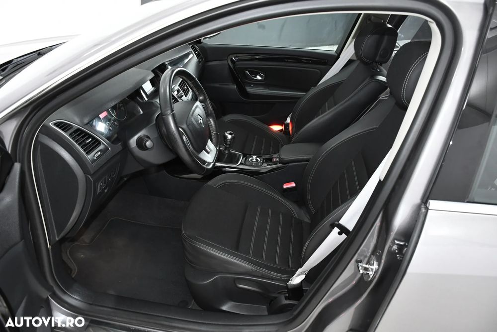 Renault Laguna ENERGY dCi 130 FAP Start & Stop Bose Edition - 5