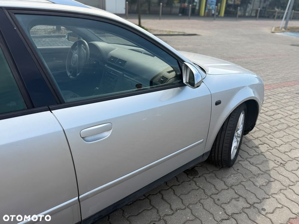 Audi A4 Avant - 8