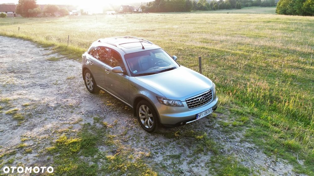 Infiniti FX FX35 - 11