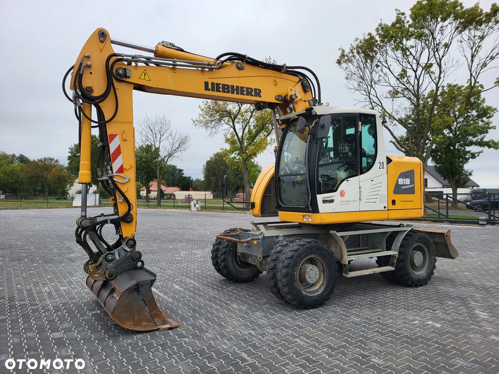 Liebherr A918 Compact / z Niemiec / Stan idealny / - 7