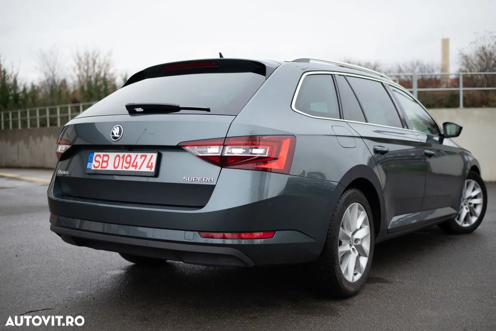 Skoda Superb Combi 1.6 TDI DSG Style - 6