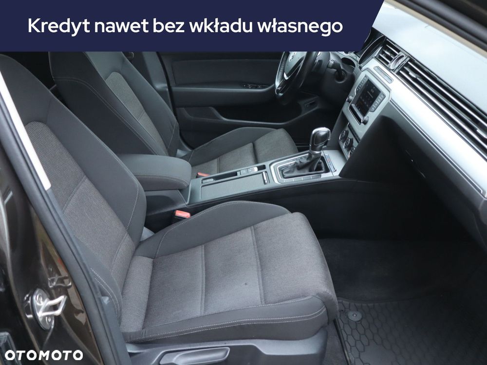 Volkswagen Passat Variant - 11