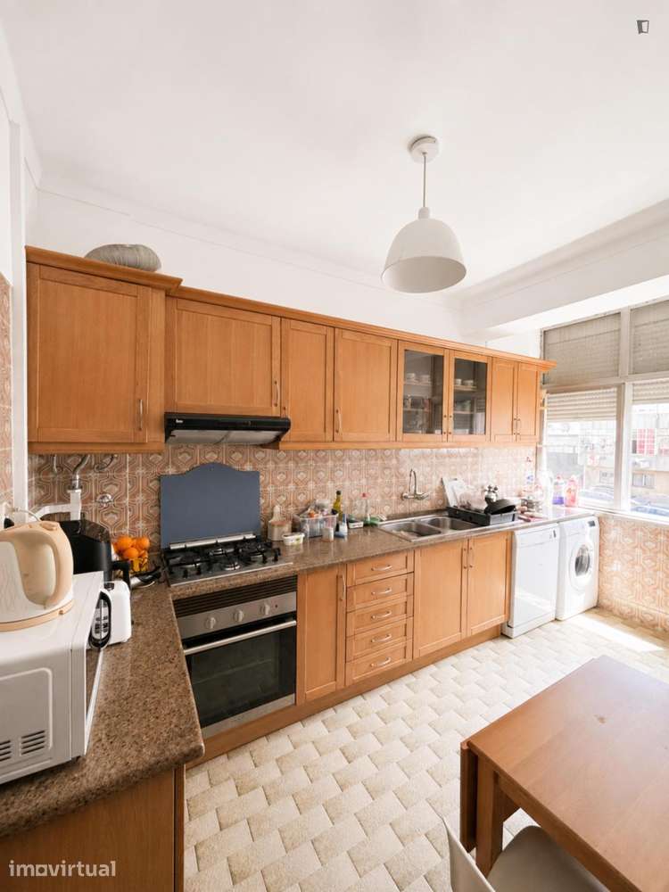 Quarto - localizado em Amadora Lisbon - Grande imagem: 3/7