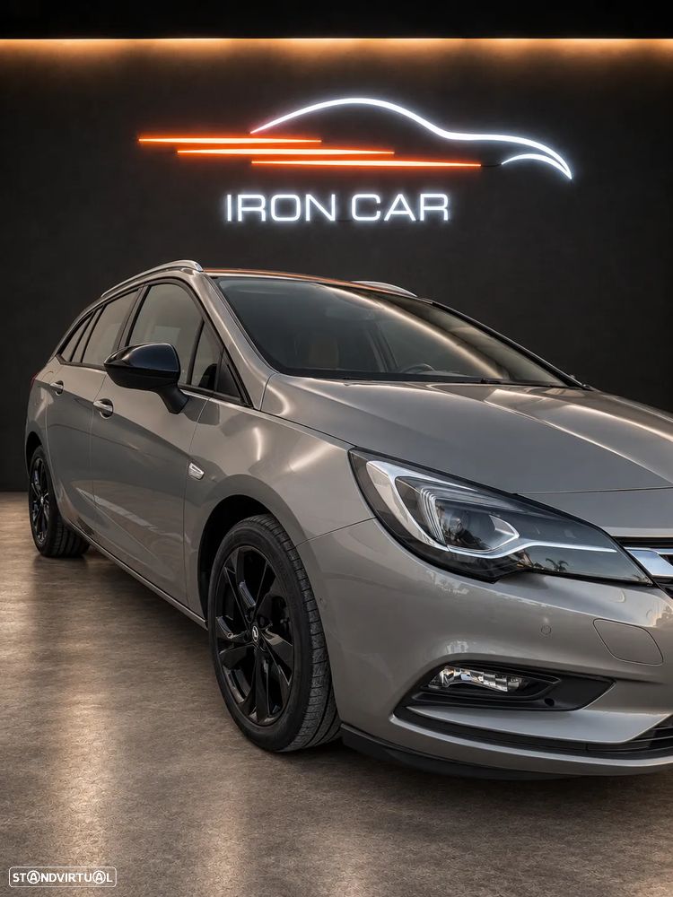Opel Astra Sports Tourer - 5