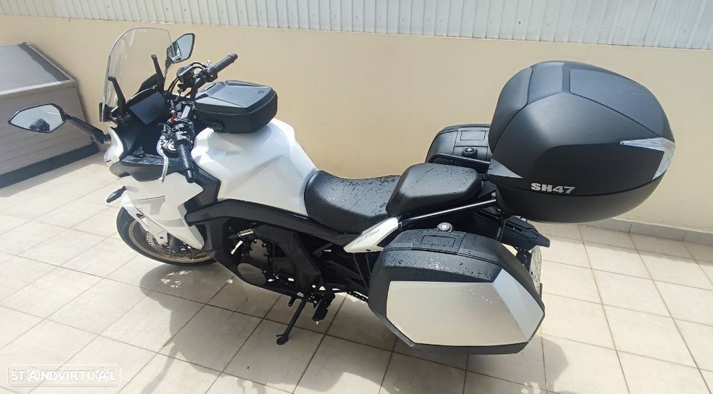CF Moto 650GT - 4