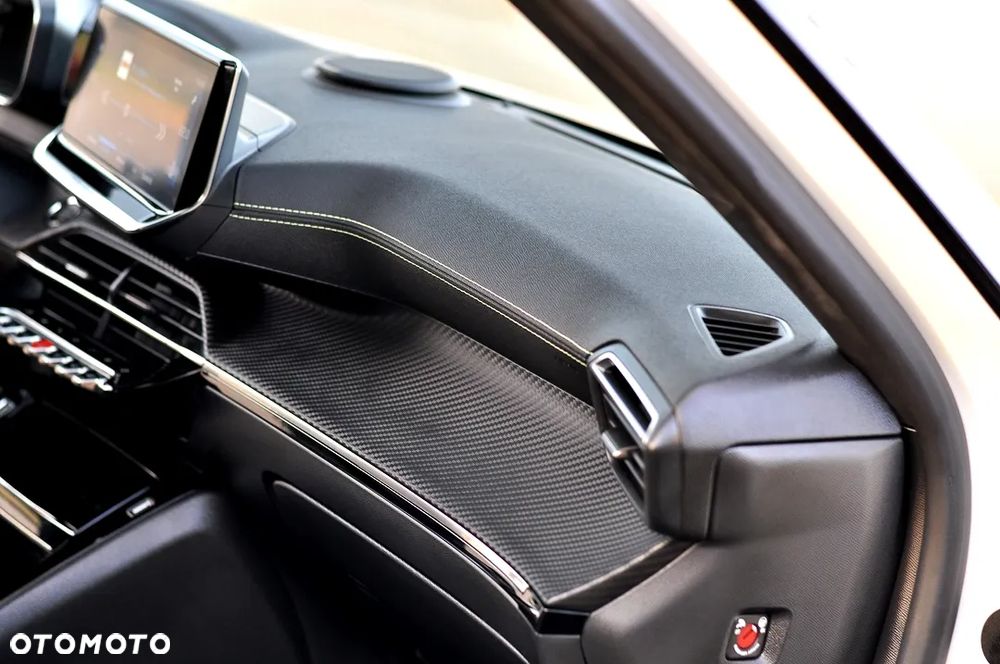 Peugeot 2008 BlueHDi 130 EAT8 GT - 22