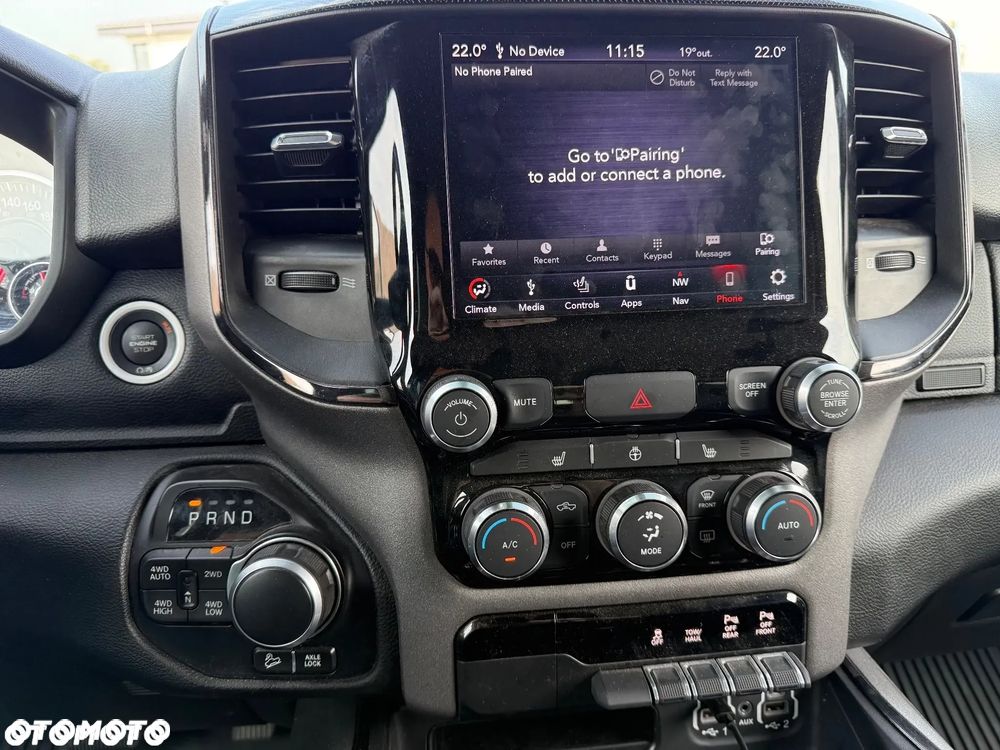 RAM 1500 5.7 Crew Cab Bighorn - 17