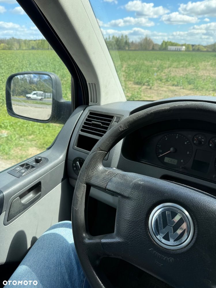 Volkswagen Transporter T5 - 5