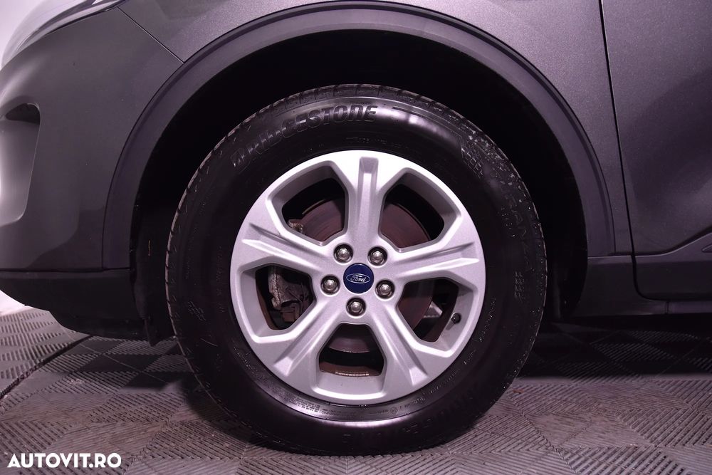 Ford Kuga - 13