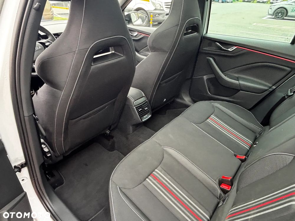 Skoda Kamiq 1.5 TSI Monte Carlo DSG - 12