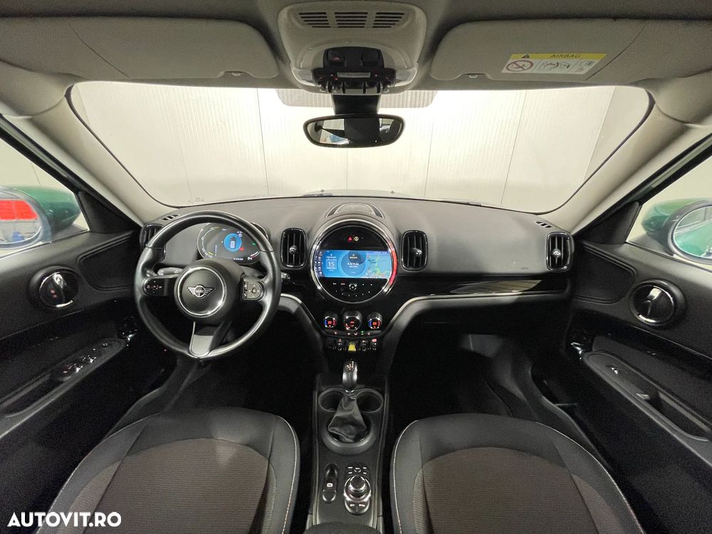 Mini Countryman Cooper SE ALL4 AT - 8