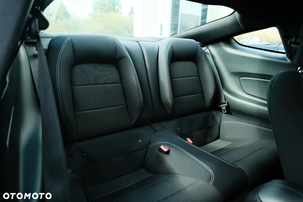 Ford Mustang 3.7 V6 - 23