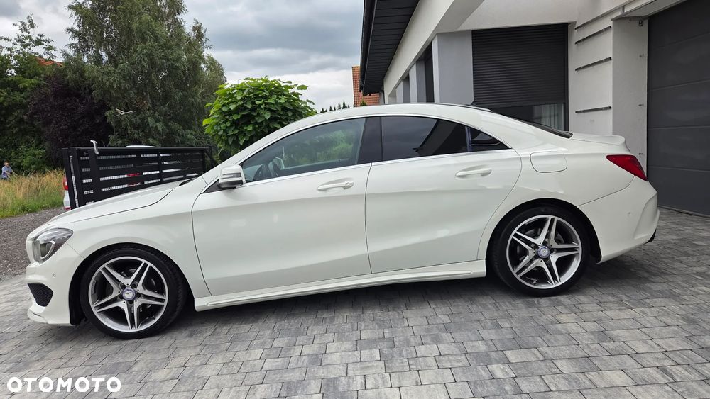 Mercedes-Benz CLA 180 7G-DCT AMG Line - 5