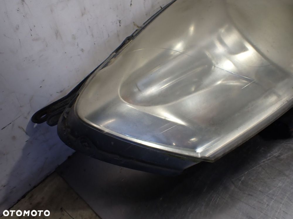 LAMPA PRAWA PRZEDNIA CITROEN NEMO 1.4HDI - 2