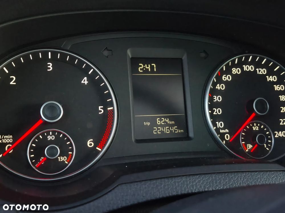 Volkswagen Sharan 2.0 TDI DPF BlueMotion Comfortline - 15