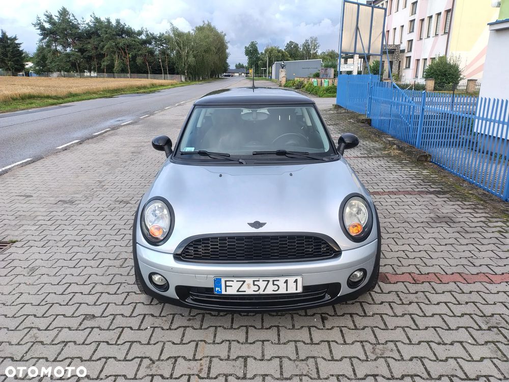 MINI Cooper Standard - 13