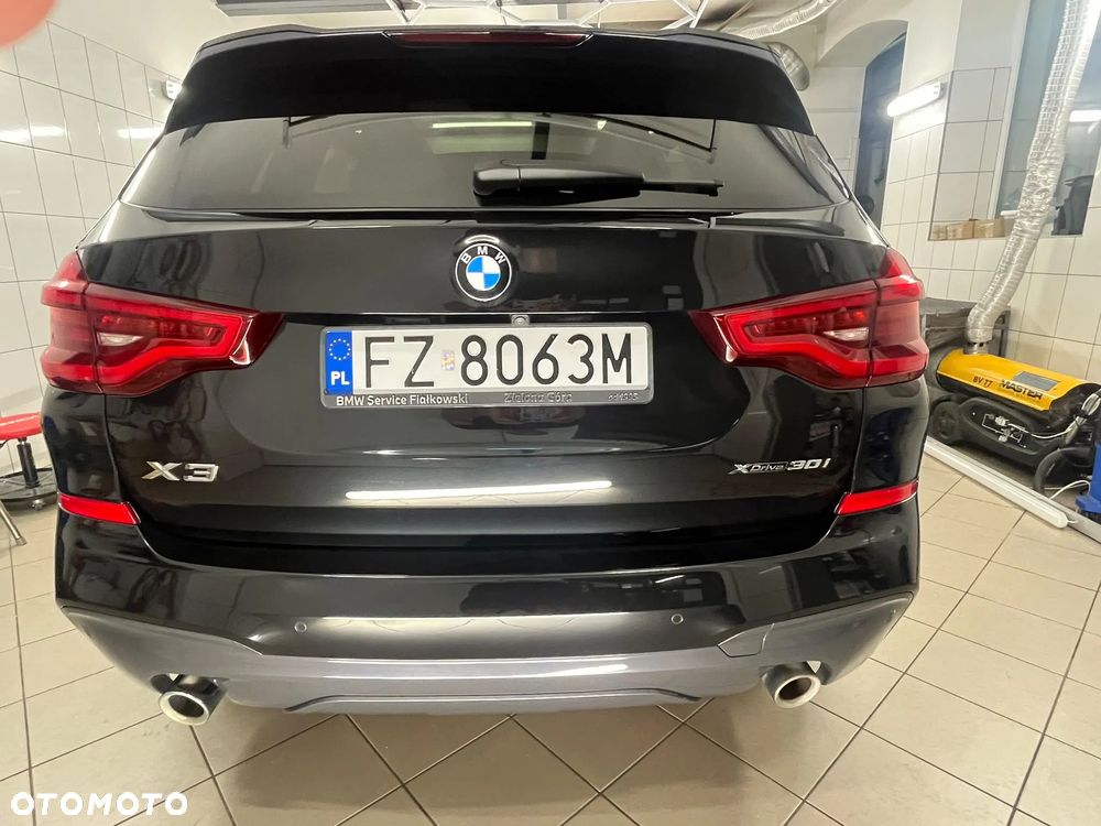 BMW X3 xDrive30i GPF Advantage sport - 12