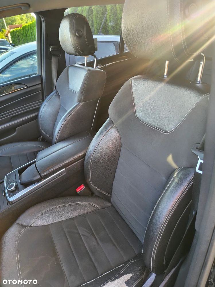 Mercedes-Benz ML 350 BlueTEC 4-Matic - 10