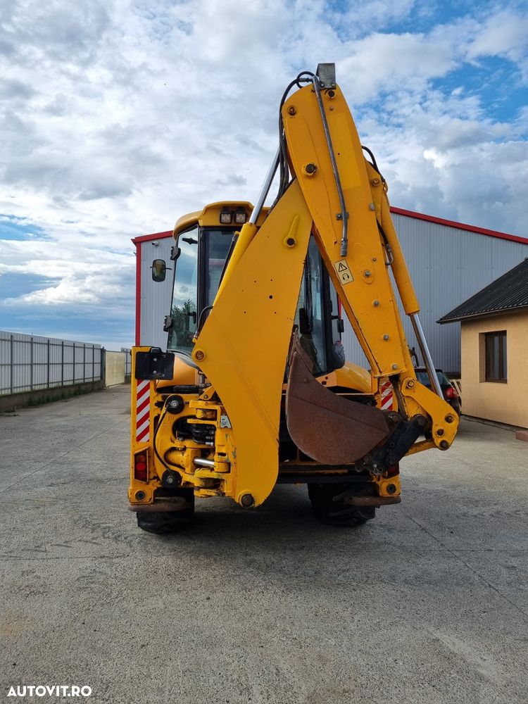 JCB 3CX - 8