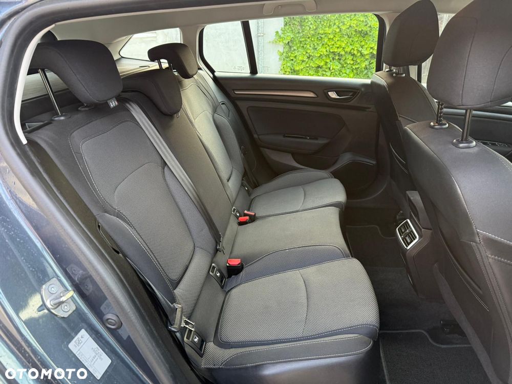 Renault Megane ver-1-3-tce-fap-limited-edc - 19