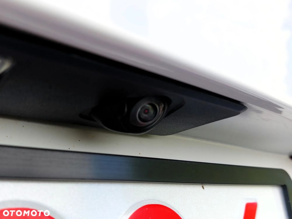 Volvo V60 D4 Geartronic Momentum Pro - 23