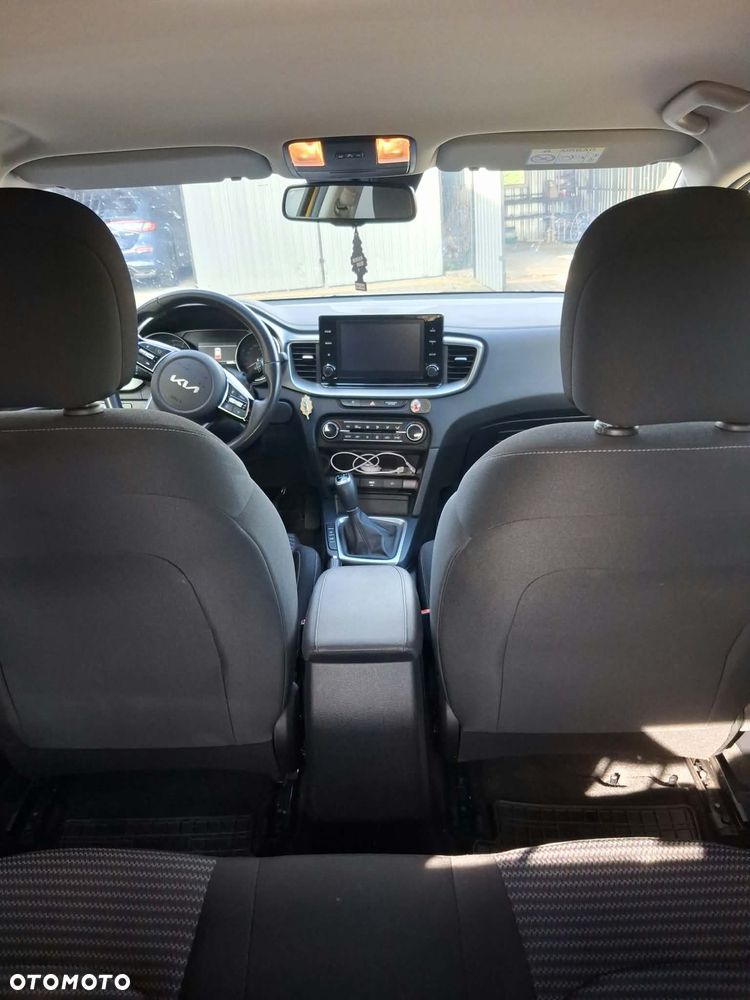 Kia XCeed 1.5 T-GDI M - 11