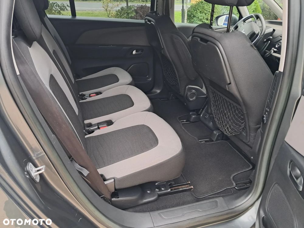 Citroën C4 Grand Picasso - 11