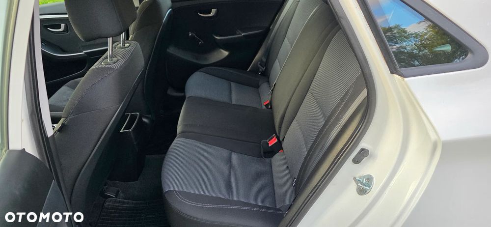 Hyundai i30 - 11