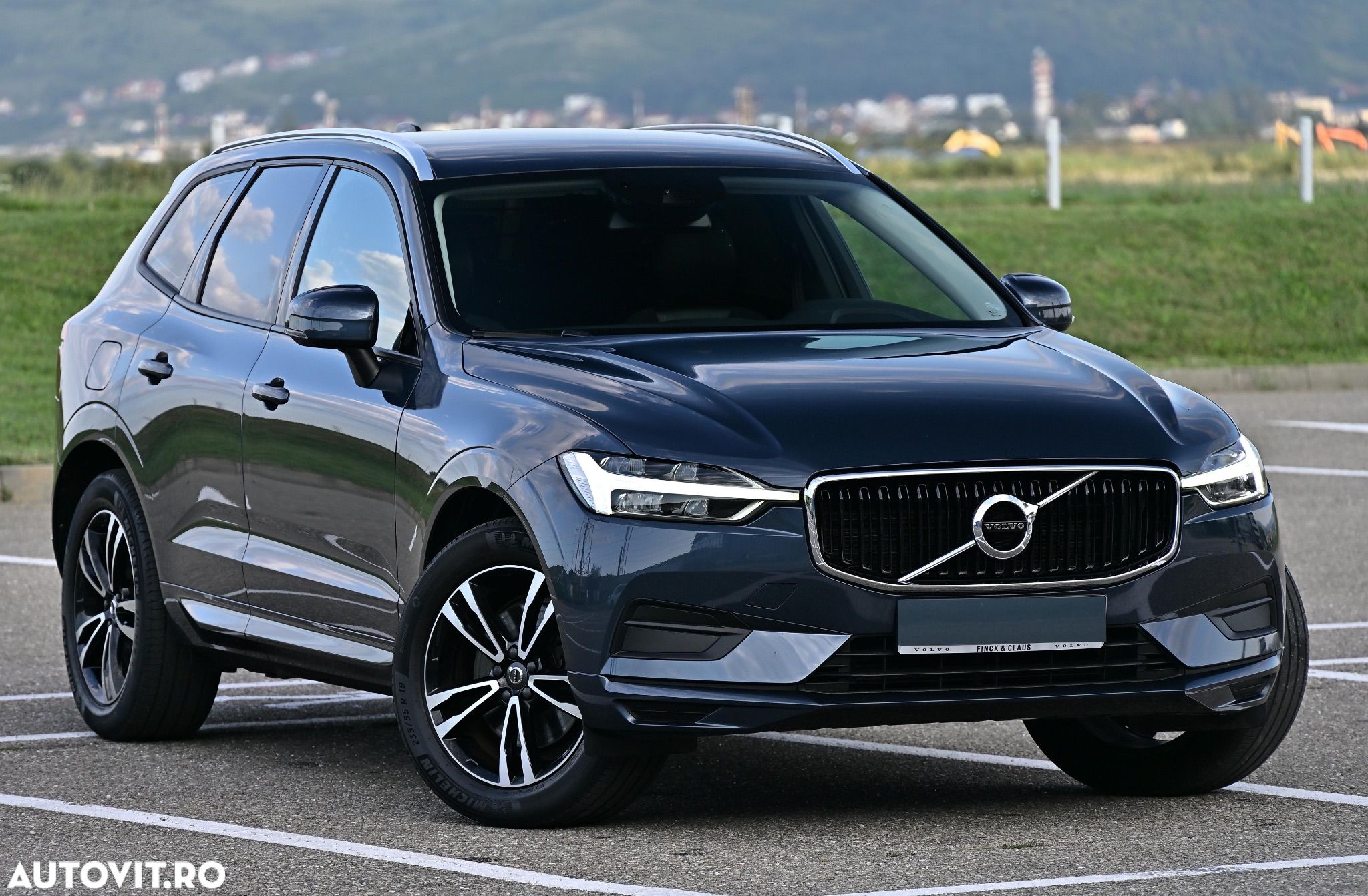 Volvo XC 60 D4 AWD Geartronic Momentum - 1