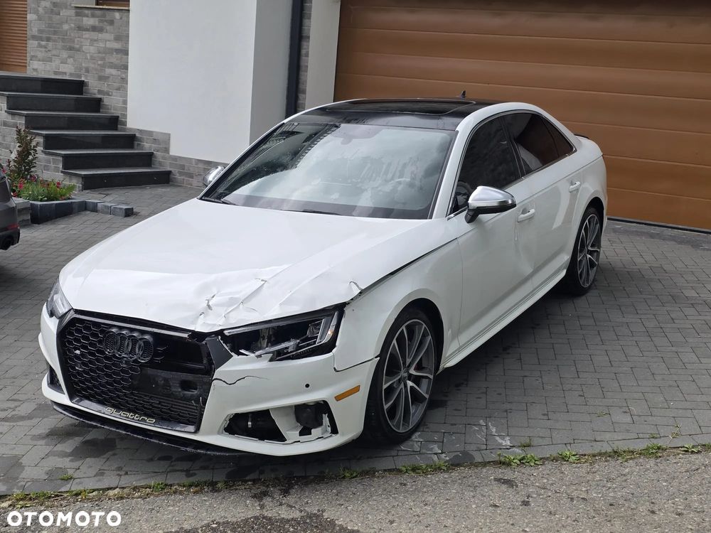 Audi S4 Limousine - 15