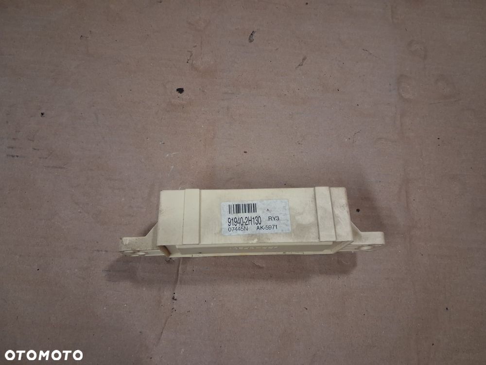 Sterownik zamka HYUNDAI I30  91940-2H130  OE - 2