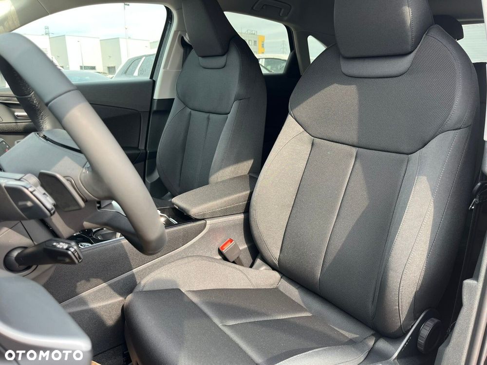 Audi Q3 Sportback - 13