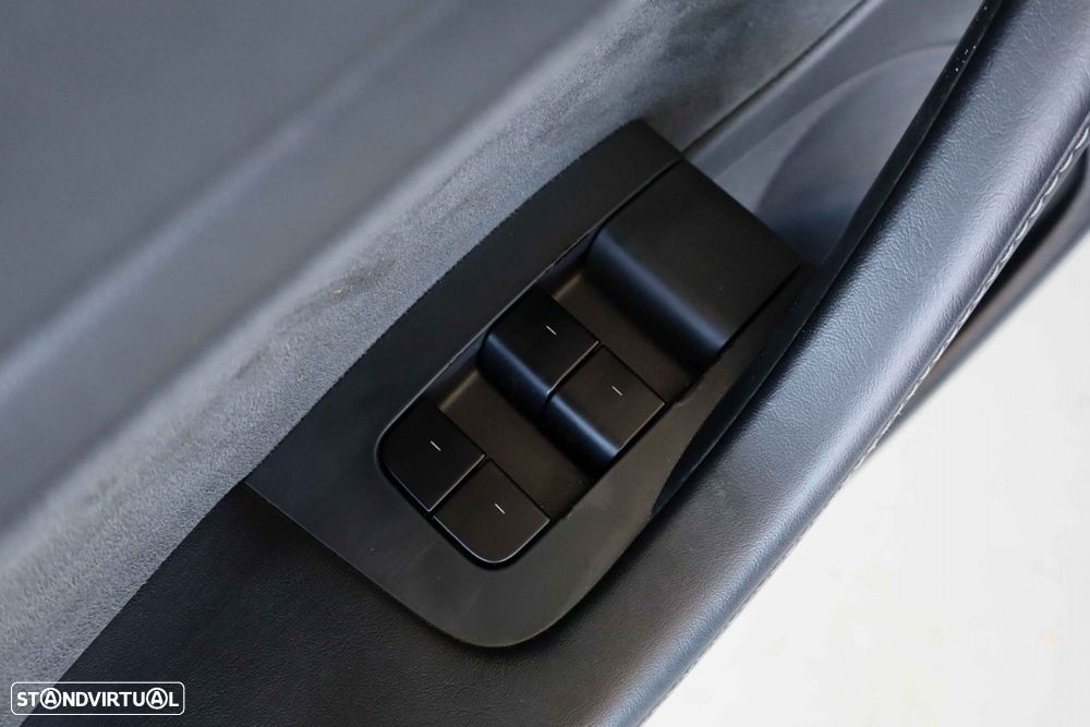 Tesla Model 3 - 15