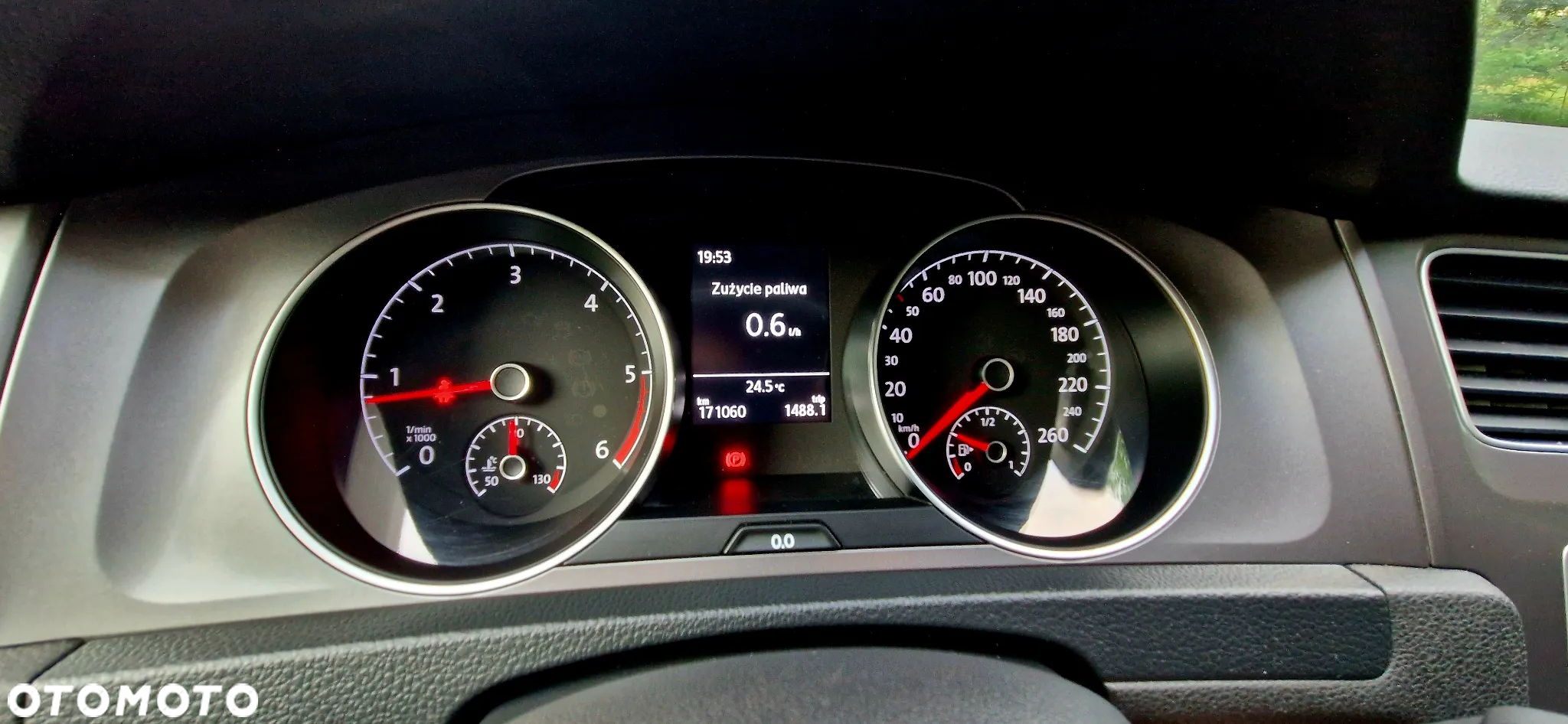 Volkswagen Golf VII 1.6 TDI BMT Trendline - 7