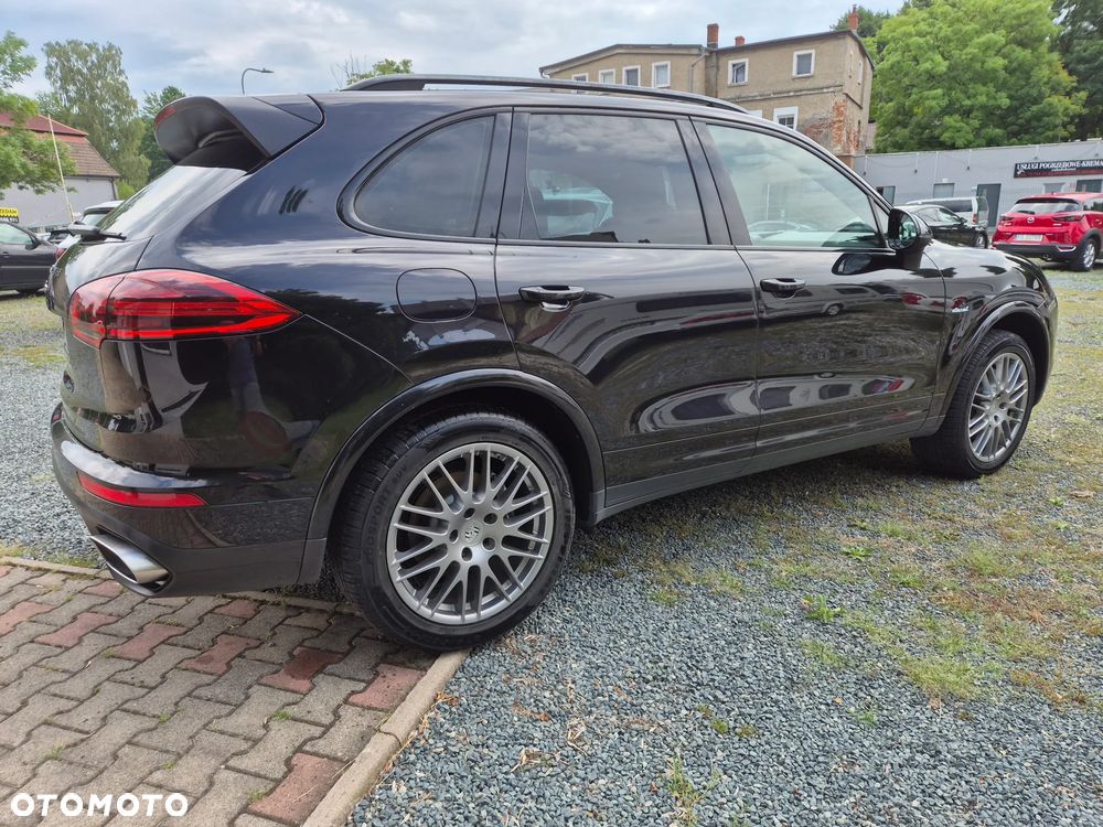 Porsche Cayenne Diesel Platinum Edition - 9